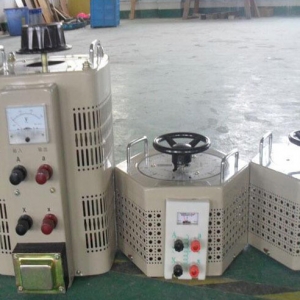 220v接触调压器接线图